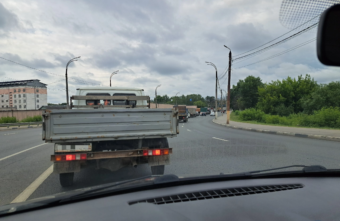 На мосту в Твери собралась пробка из-за ДТП На мосту в Твери собралась пробка из-за ДТП