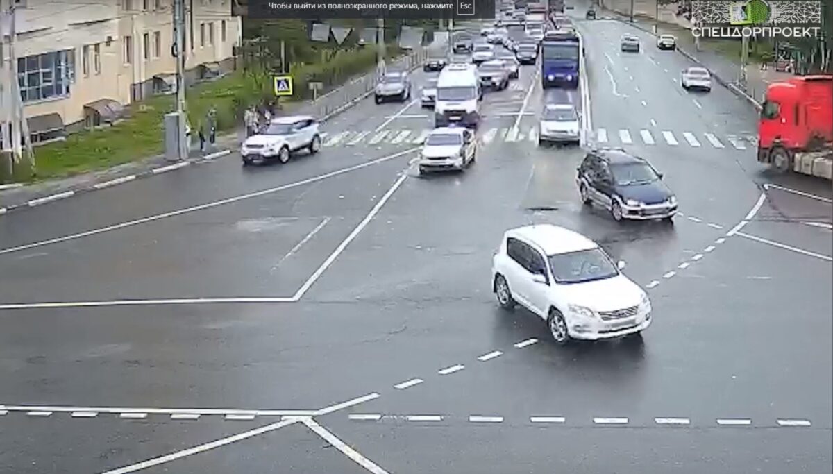 "Умный светофор" в Твери показал свою продуктивность во время ДТП