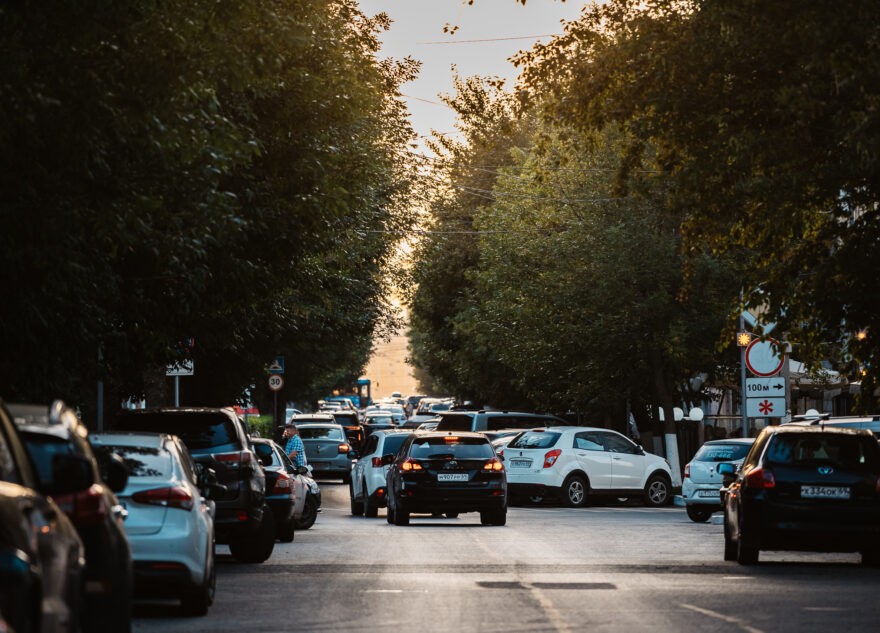 В России продолжают расти цены на автомобили