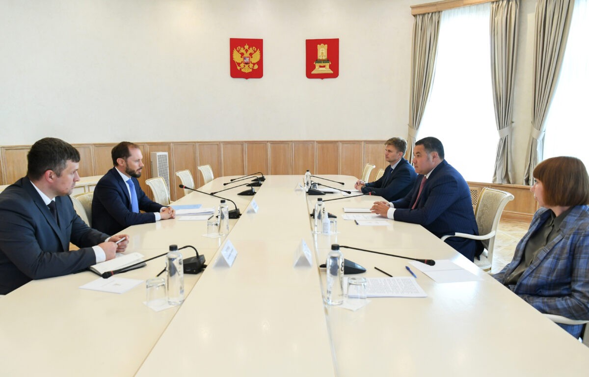 Губернатор Игорь Руденя провел встречу с заместителем руководителя Федеральной антимонопольной службы Виталием Королёвым