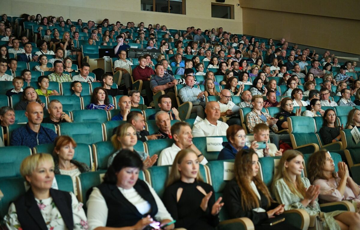 Представителям спортивной сферы Тверской области вручили награды