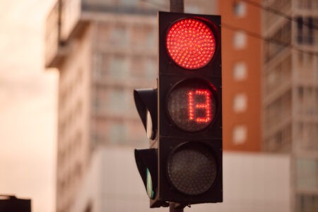 На сложном перекрестке в Твери не работает светофор