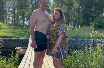 В Тверской области отец и дочь спасли тонущую 12-летнюю девочку В Тверской области отец и дочь спасли тонущую 12-летнюю девочку