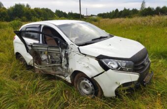 Водитель ГАЗа "догнал" Opel в Твери, есть пострадавший Водитель ГАЗа "догнал" Opel в Твери, есть пострадавший