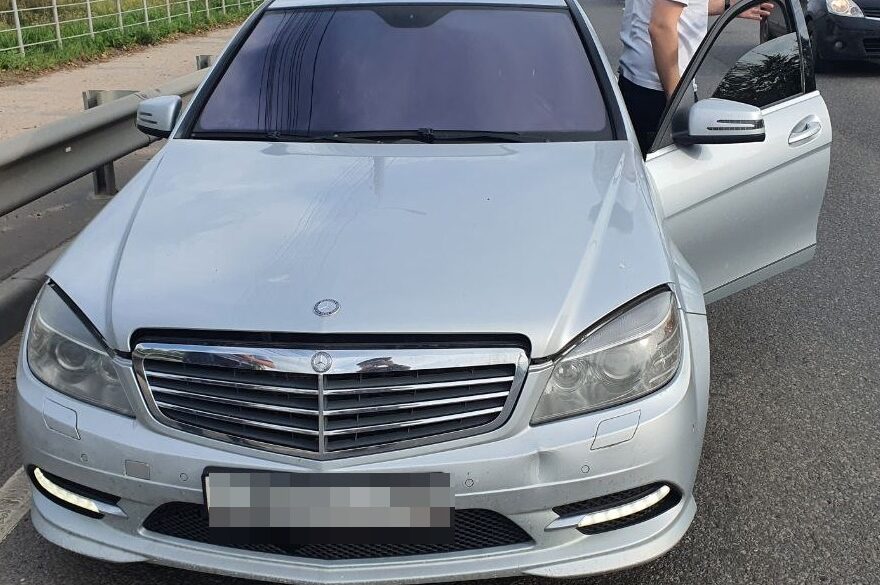 Сотрудники ГИБДД "осветлили" дорогу сотне тверских водителей Сотрудники ГИБДД "осветлили" дорогу сотне тверских водителей