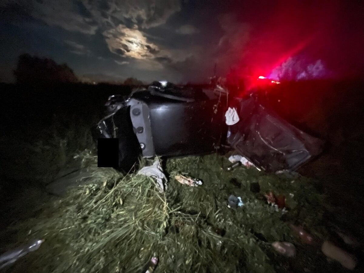 Два человека пострадали в столкновении "Шевроле" и "Скании" в Тверской области