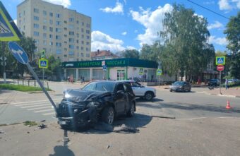 В Твери в ДТП пострадали водители двух "Тойот"