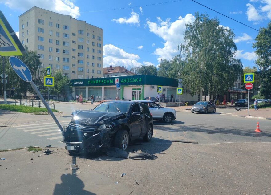 В Твери в ДТП пострадали водители двух "Тойот"