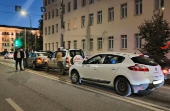 Массовое ДТП в Твери: пострадал пожилой мужчина Массовое ДТП в Твери: пострадал пожилой мужчина