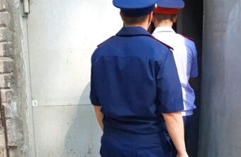 В жилище мигранта, подозреваемого в надругательстве над подростком в Твери, прошли обыски