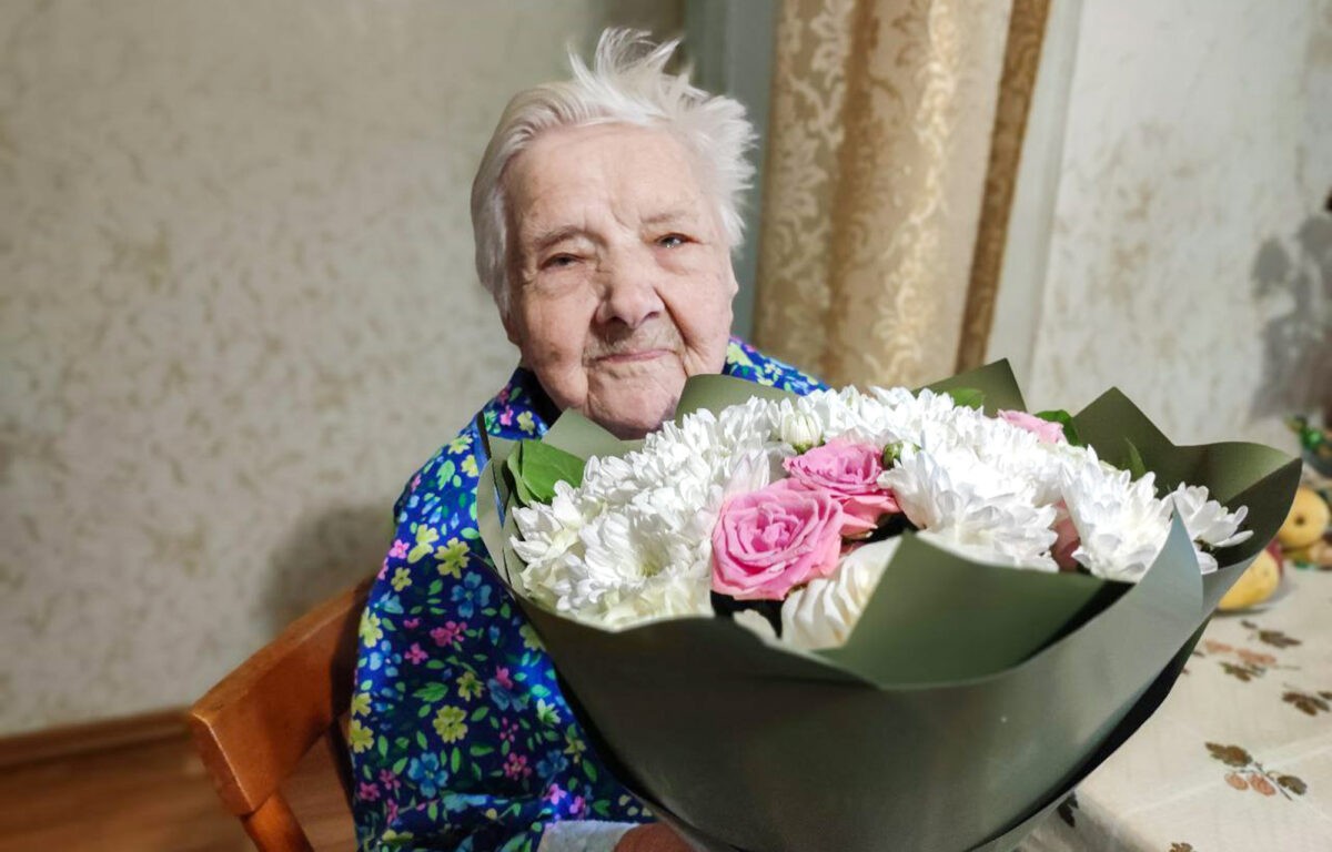 101 год исполнился труженице тыла Антонине Журковой 101 год исполнился труженице тыла Антонине Журковой