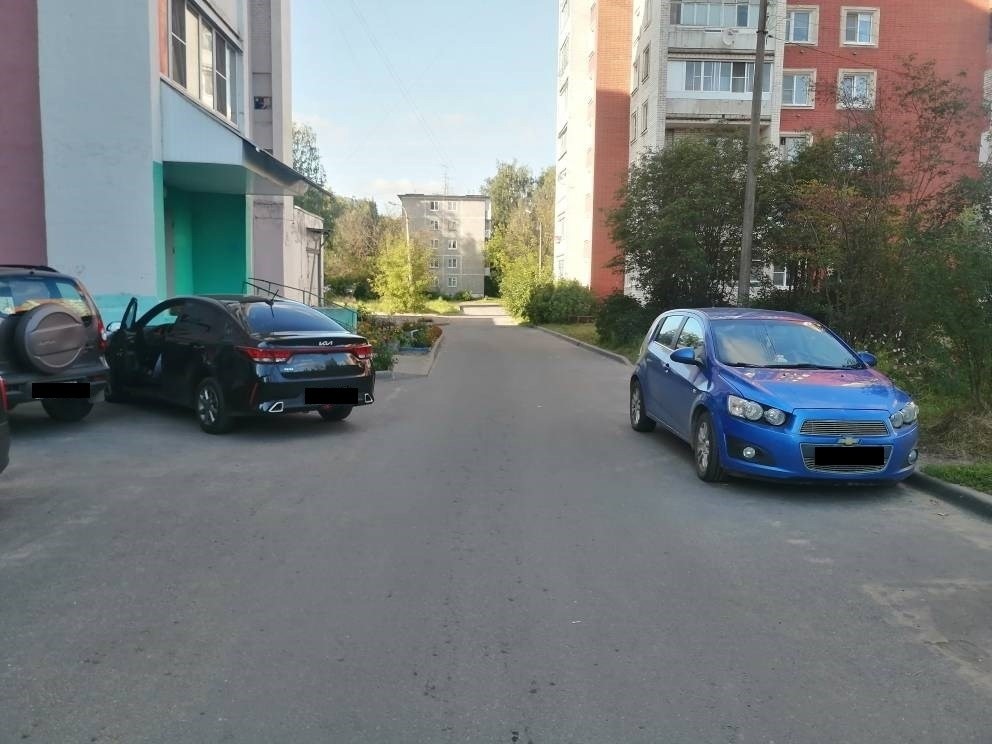 Водитель "Хонды" скончался на месте ДТП в Тверской области