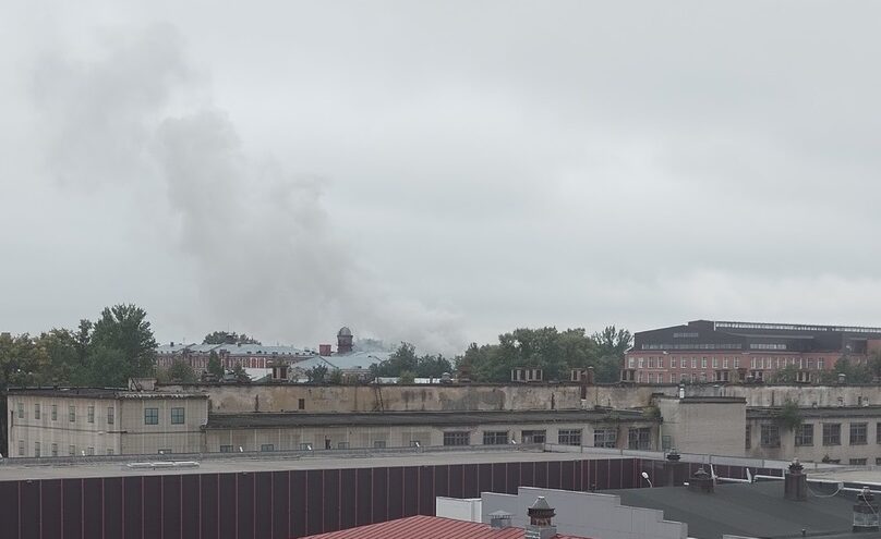 Во Дворе Пролетарки в Твери начался пожар