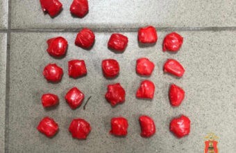 22 свёртка с мефедроном нашли у задержанного в Твери мужчины