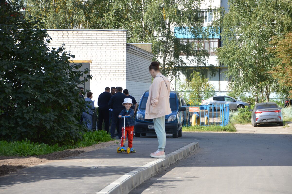 Жители Твери радуются новому двору