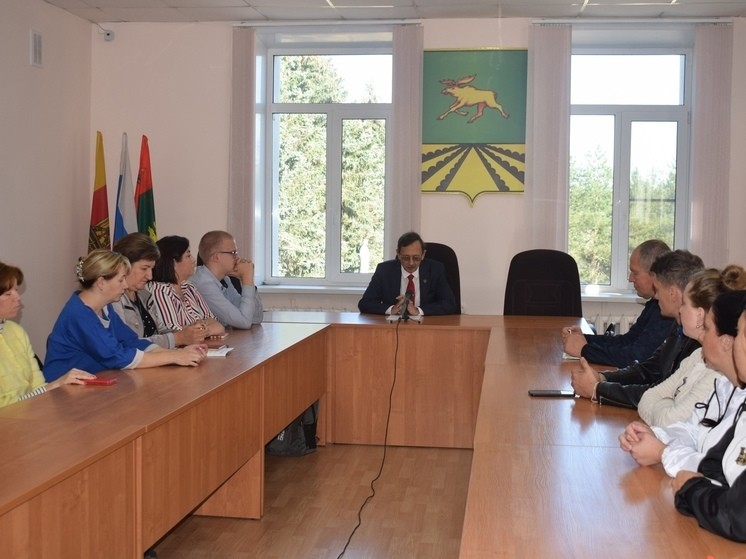 В Оленино Тверской области благоустроят стадион и отремонтируют воинское захоронение