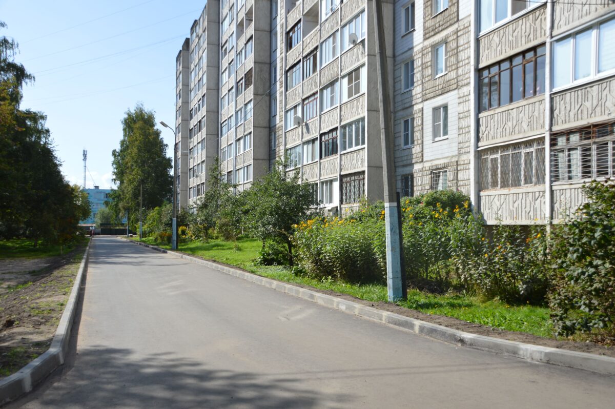 Жители Твери радуются новому двору