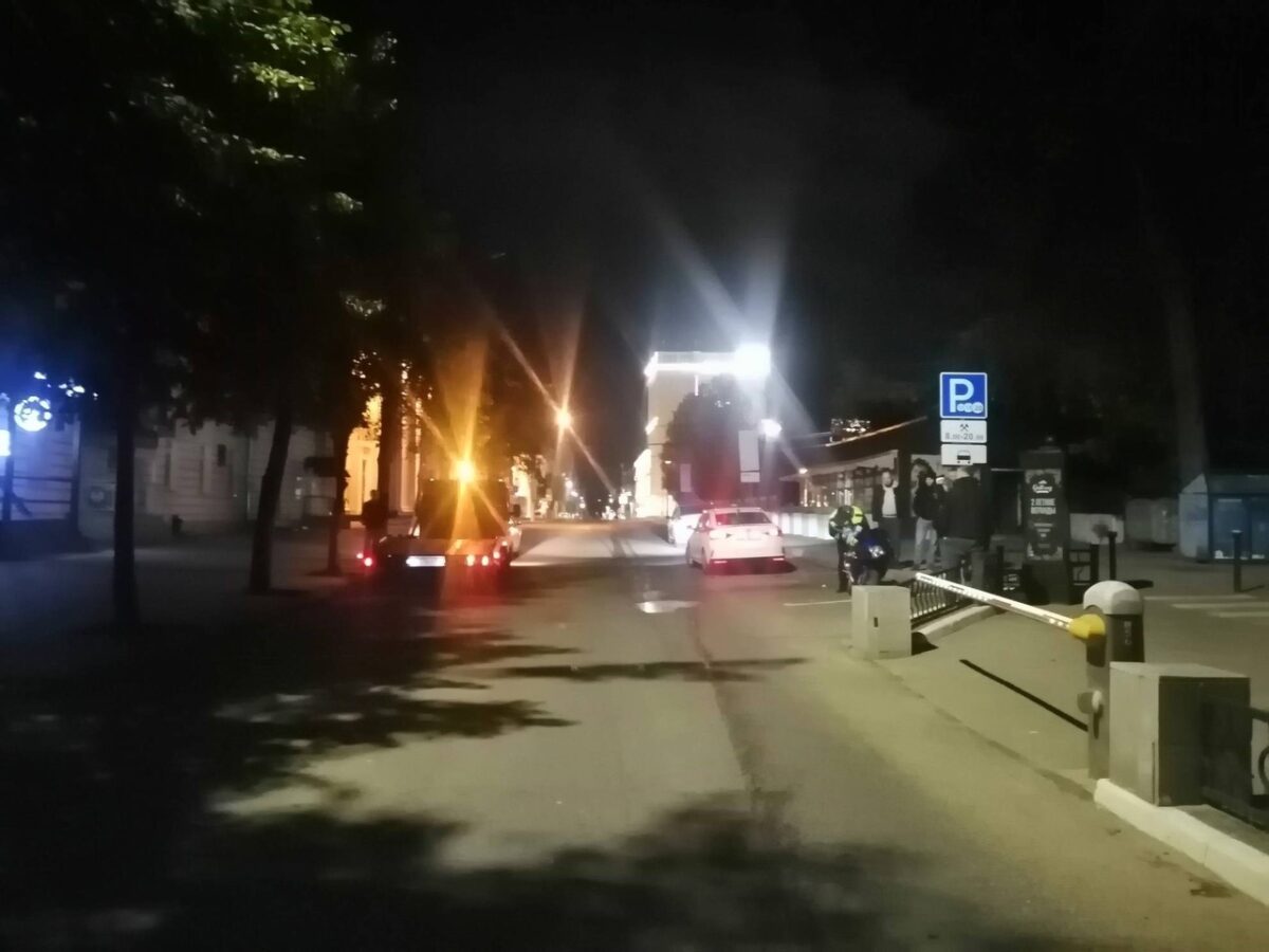 Ночью в Твери опрокинулся мотоцикл, есть пострадавший