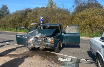 Четыре человека пострадали в ДТП с двумя ВАЗами в Тверской области