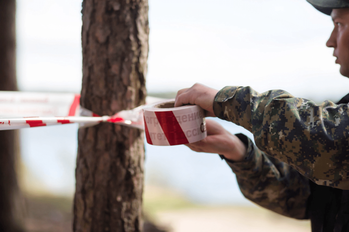 Следователи выясняют, как мужчина утонул в озере под Тверью