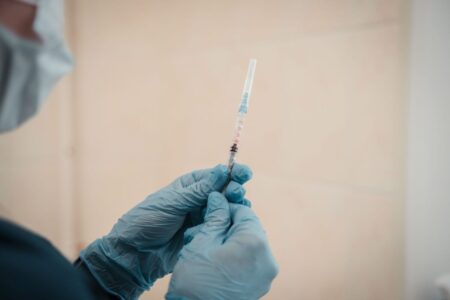 Да или нет: врач рассказала, кому нельзя делать прививку от гриппа Да или нет: врач рассказала, кому нельзя делать прививку от гриппа