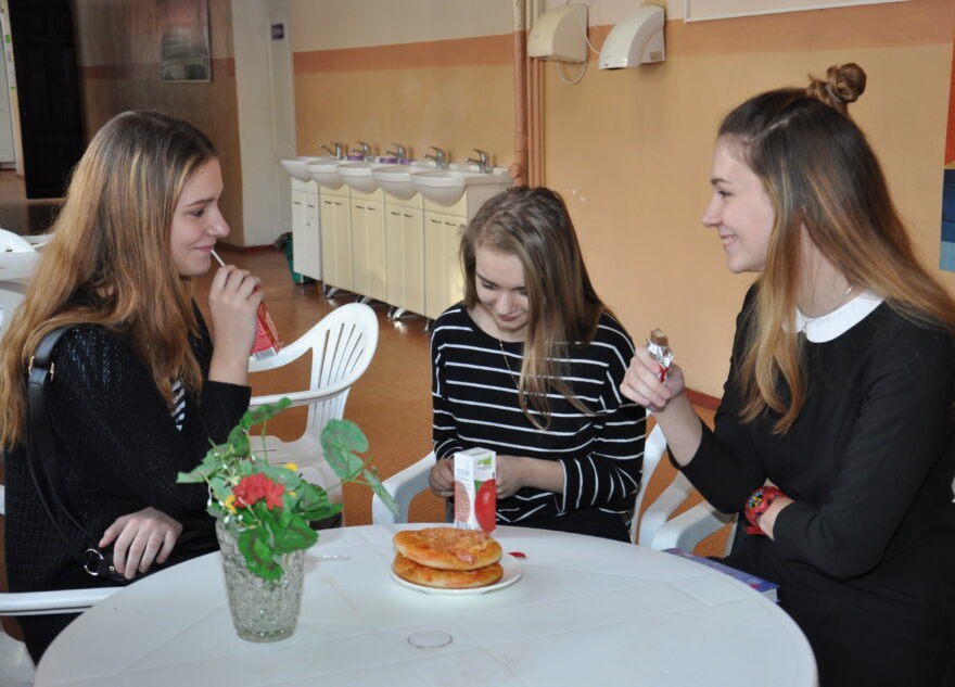 В Роспотребнадзоре составили список важных для школьников продуктов В Роспотребнадзоре составили список важных для школьников продуктов