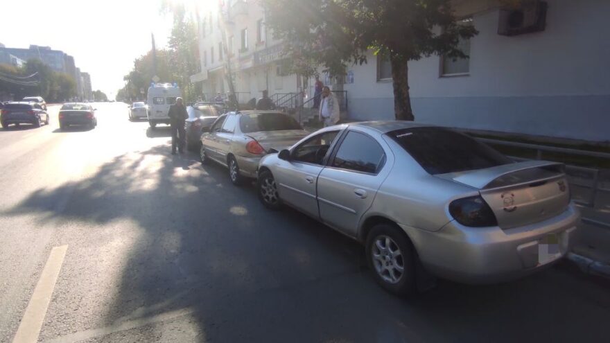 В Твери трое детей получили травмы в ДТП с припаркованной машиной В Твери трое детей получили травмы в ДТП с припаркованной машиной