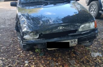 В Тверской области автомобилист совершил несколько ДТП за одно утро В Тверской области автомобилист совершил несколько ДТП за одно утро