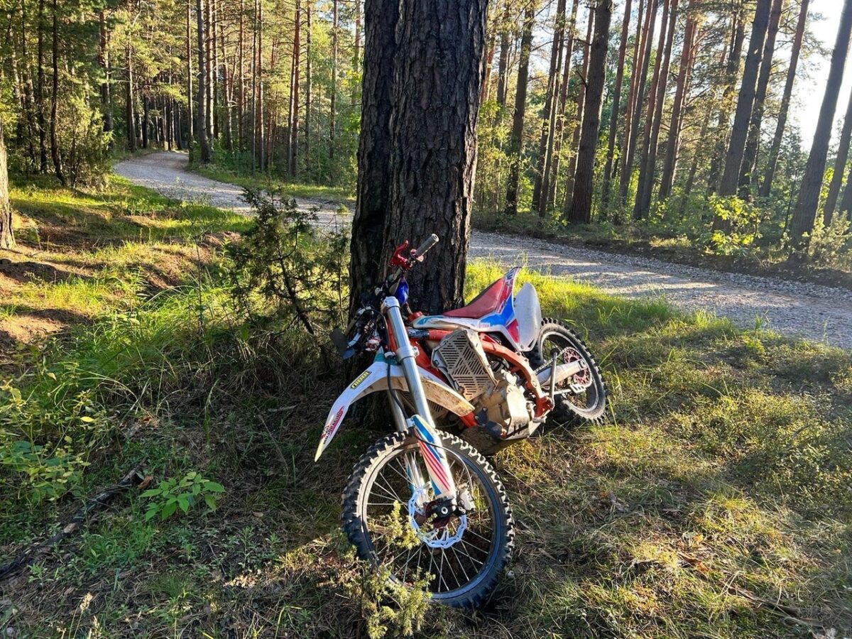 Два мотоциклиста пострадали в ДТП под Тверью