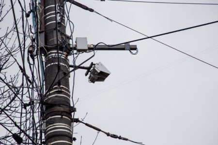 В Твери установили новую дорожную камеру в спальном районе