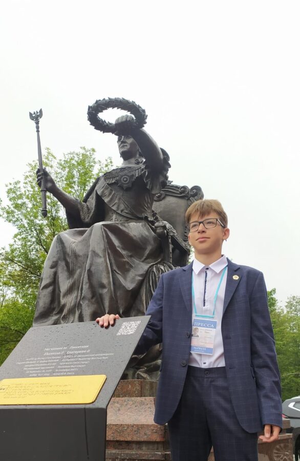 "Вкусный" Вышний Волочек: ТОП-5 заведений от юнкора Ивана и его Кота