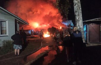 В Тверской области сгорели пять сараев