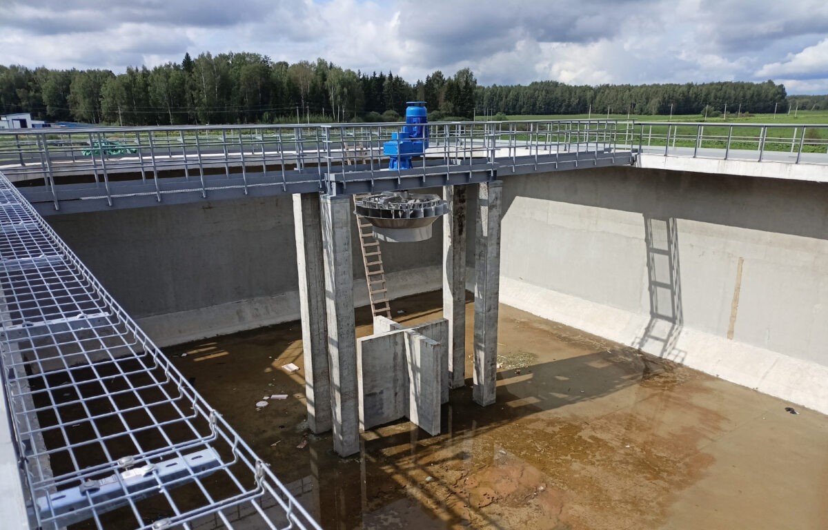На модернизируемом в Тверской области предприятии строят очистные сооружения