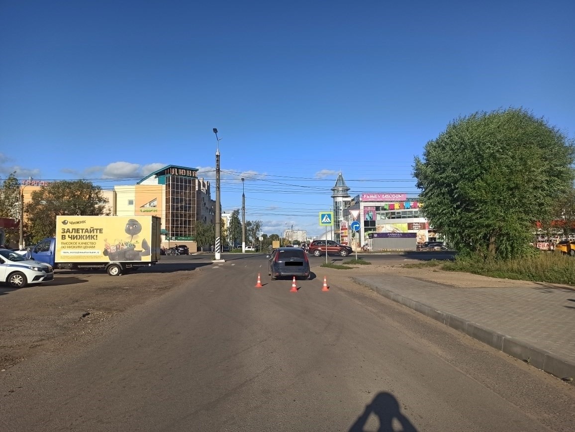 11-летний нарушитель попал под колёса "Форда" в Твери