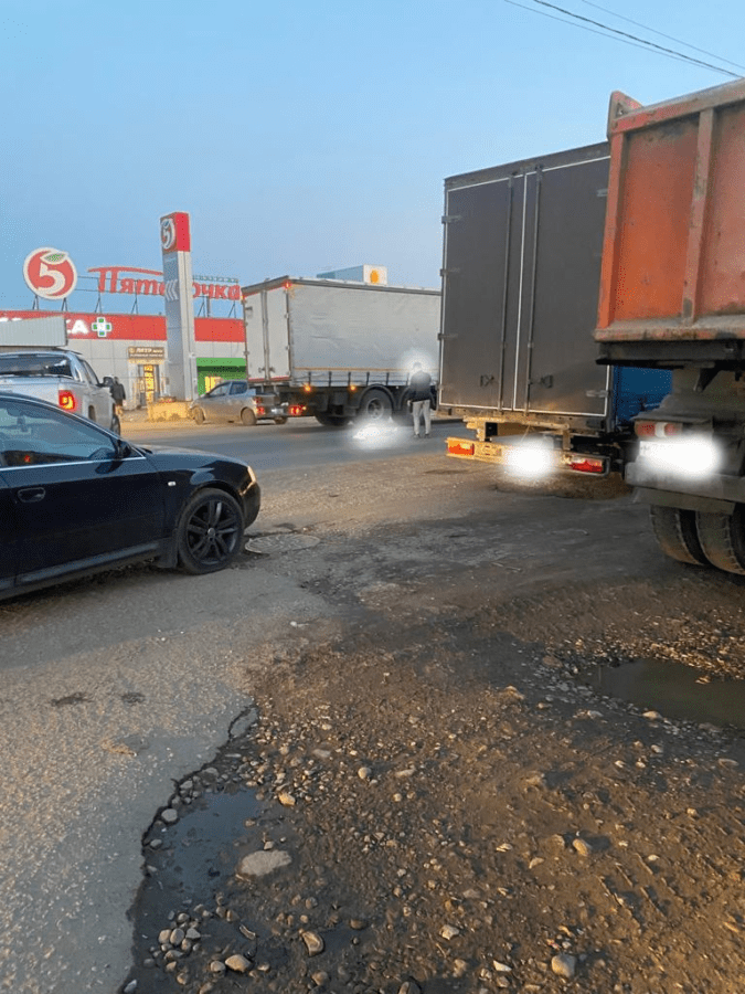 На выезде из Твери сбили пешехода