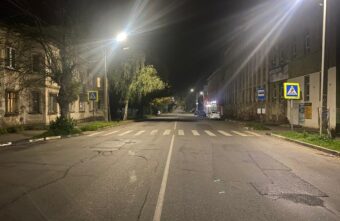 Водитель иномарки сбил двух девушек на зебре в Тверской области