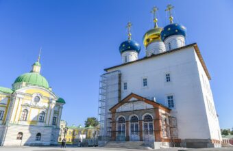 Губернатор Игорь Руденя проводит инспекционную поездку по объектам строительства в Твери