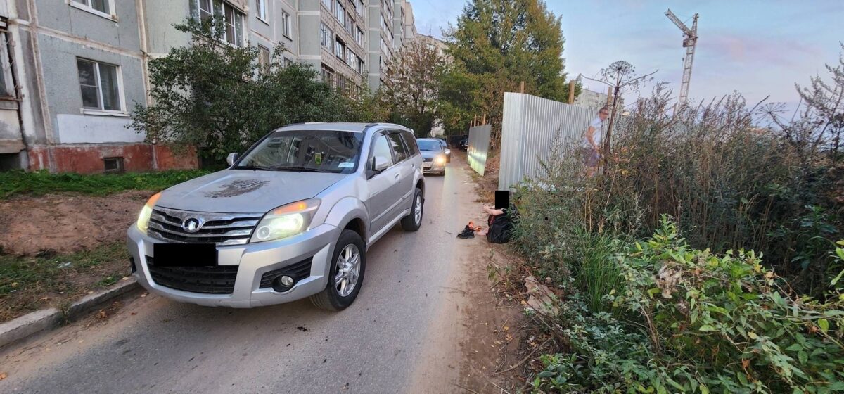 В Твери иномарка сбила несовершеннолетнего, переходившего дорогу