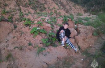 Спасатели вытащили мальчика из карьера в Тверской области Спасатели вытащили мальчика из карьера в Тверской области