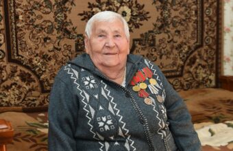 Ветерану Великой Отечественной войны Татьяне Моисеевой исполнилось 102 года Ветерану Великой Отечественной войны Татьяне Моисеевой исполнилось 102 года