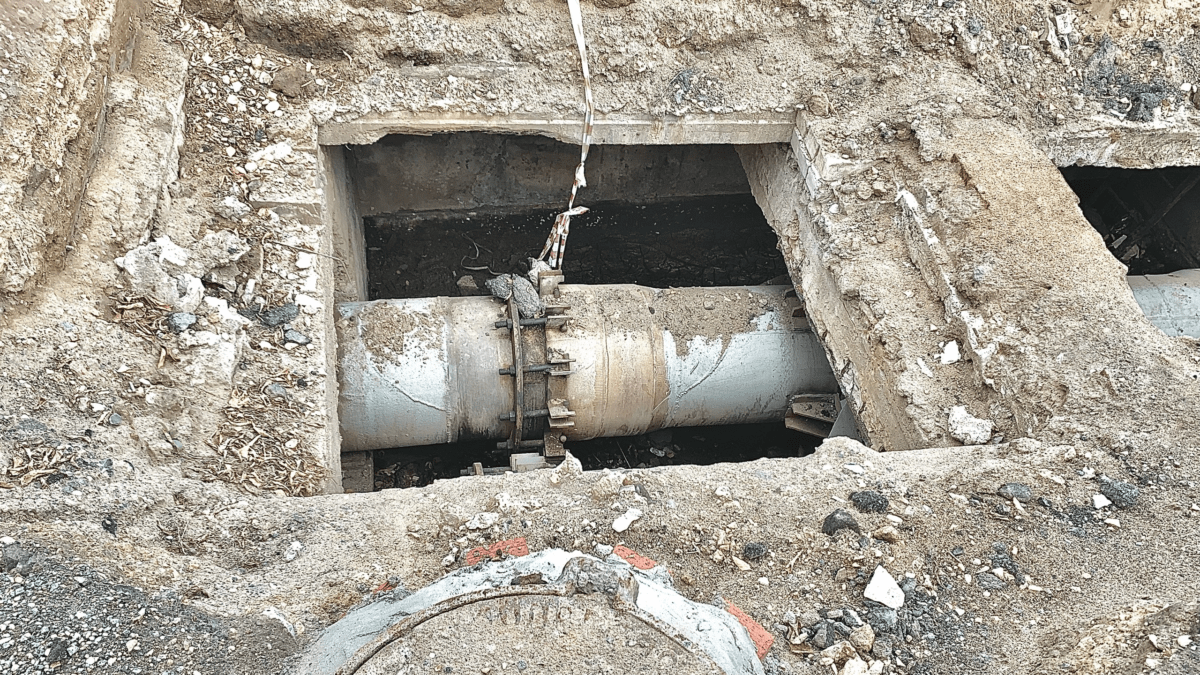 Жители многоэтажки в Твери два месяца живут без горячей воды и боятся остаться без отопления