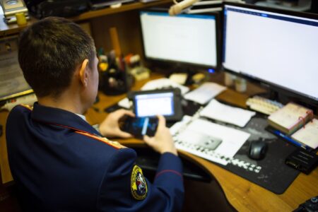 СК просит жителей Тверской области быть внимательнее в Интернете СК просит жителей Тверской области быть внимательнее в Интернете