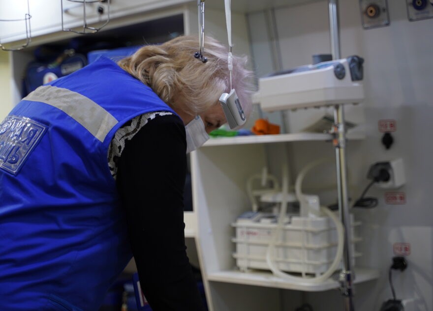 Врач рассказала, сколько часов есть у пациента с инсультом