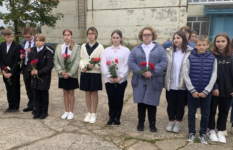 В Тверской области открыли мемориальную доску в честь Дмитрия Ушакова