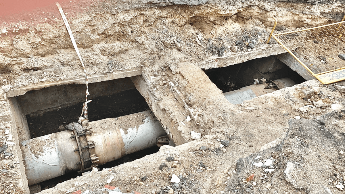 Жители многоэтажки в Твери два месяца живут без горячей воды и боятся остаться без отопления