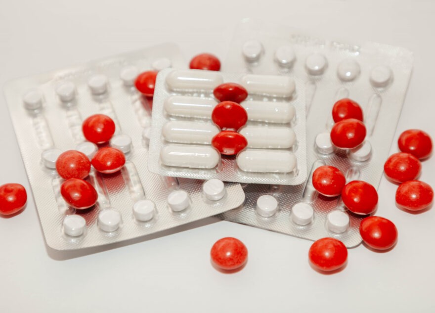 В участковых больницах России начнут продавать лекарства