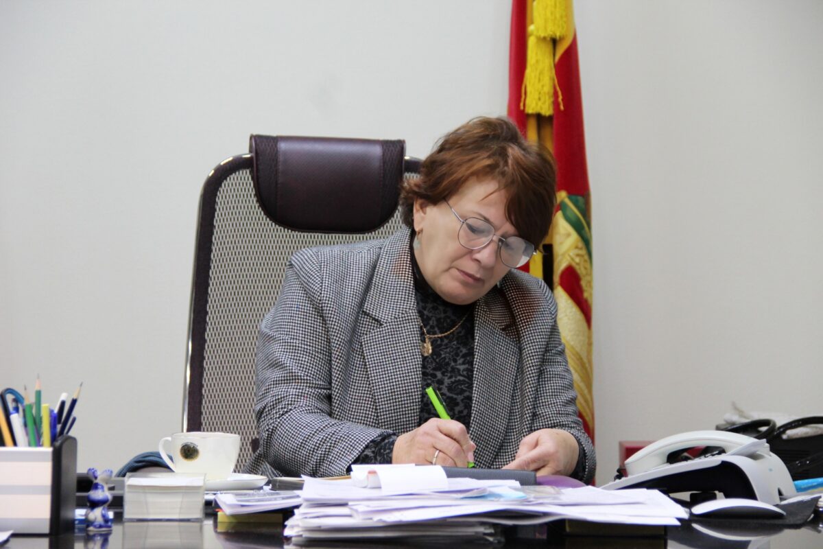 Глава Вышневолоцкого округа провела прямую линию с населением Глава Вышневолоцкого округа провела прямую линию с населением