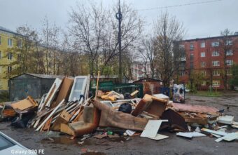 Большую помойку из строительного мусора и мебели в Твери убрали Большую помойку из строительного мусора и мебели в Твери убрали