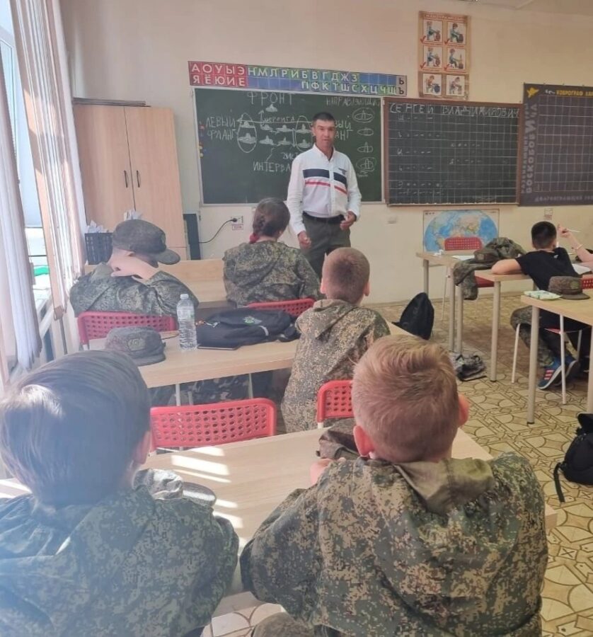 В Тверской области простились с Сергеем Труновым, прошедшим Чечню и погибшим на Украине В Тверской области простились с Сергеем Труновым, прошедшим Чечню и погибшим на Украине