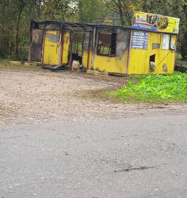 В Тверской области сгорел рыболовный магазин